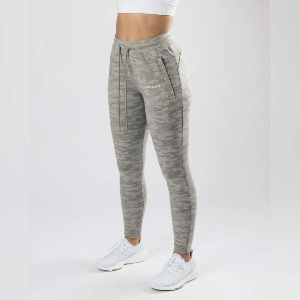 Alphalete Essential Light Grey Camo Joggers